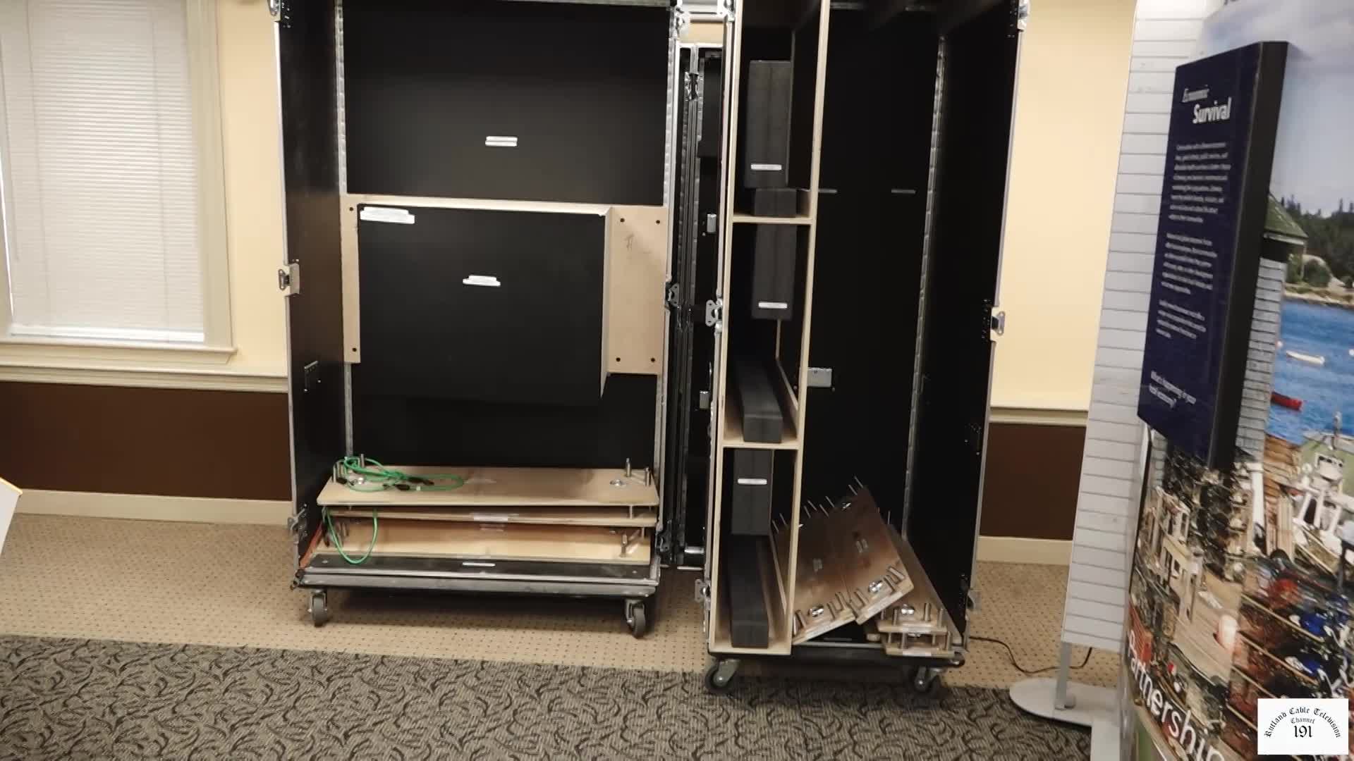 Smithsonian: Packing Up